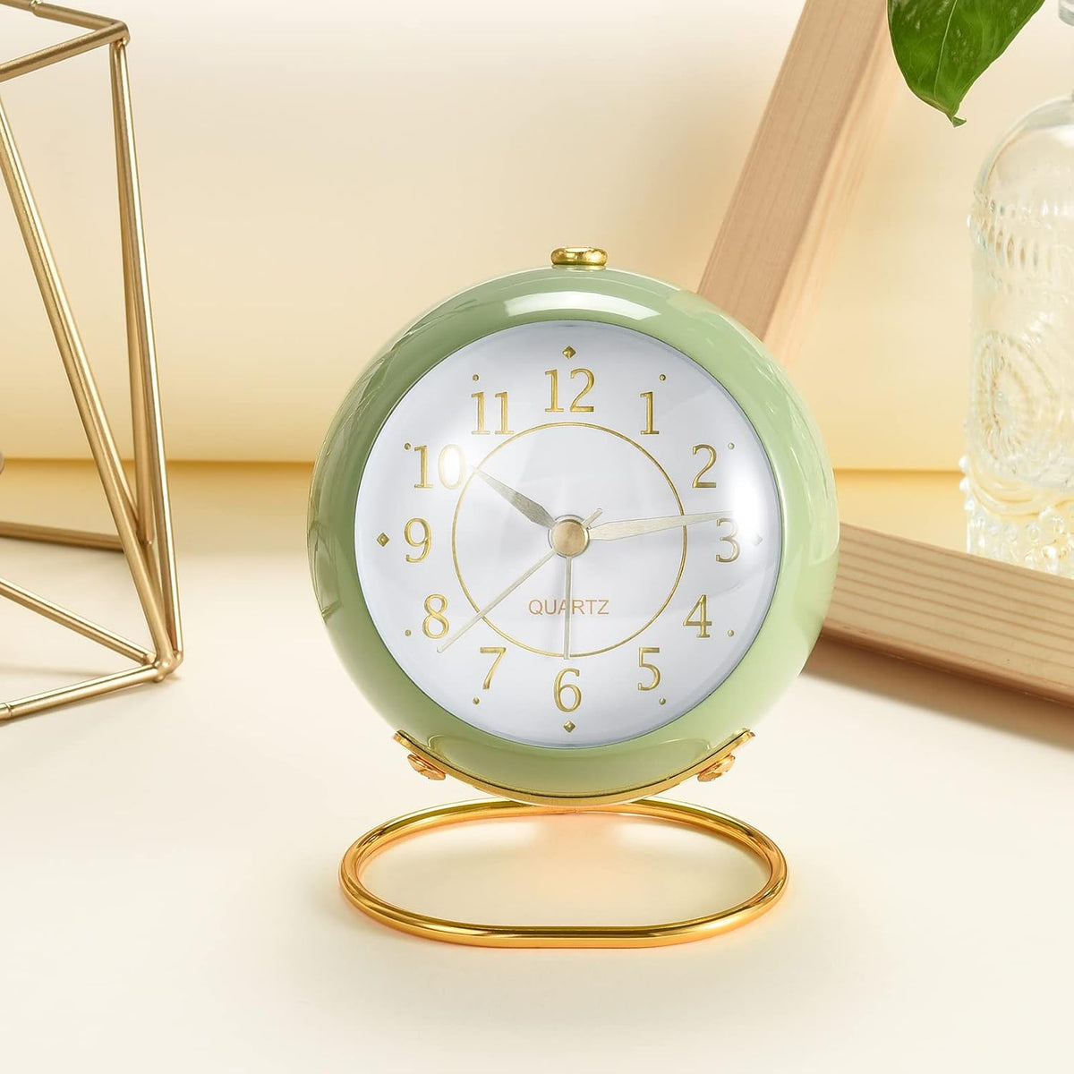 Tetino Analog Alarm Clocks,Desk Clock Aesthetic Retro Cute,Room Decoration,Small Clock with Night Light,Silent Non-Ticking,Battery Powered,Clocks for Kids,Bedroom,Travel,Kitchen,Bedside Decor.(Green)