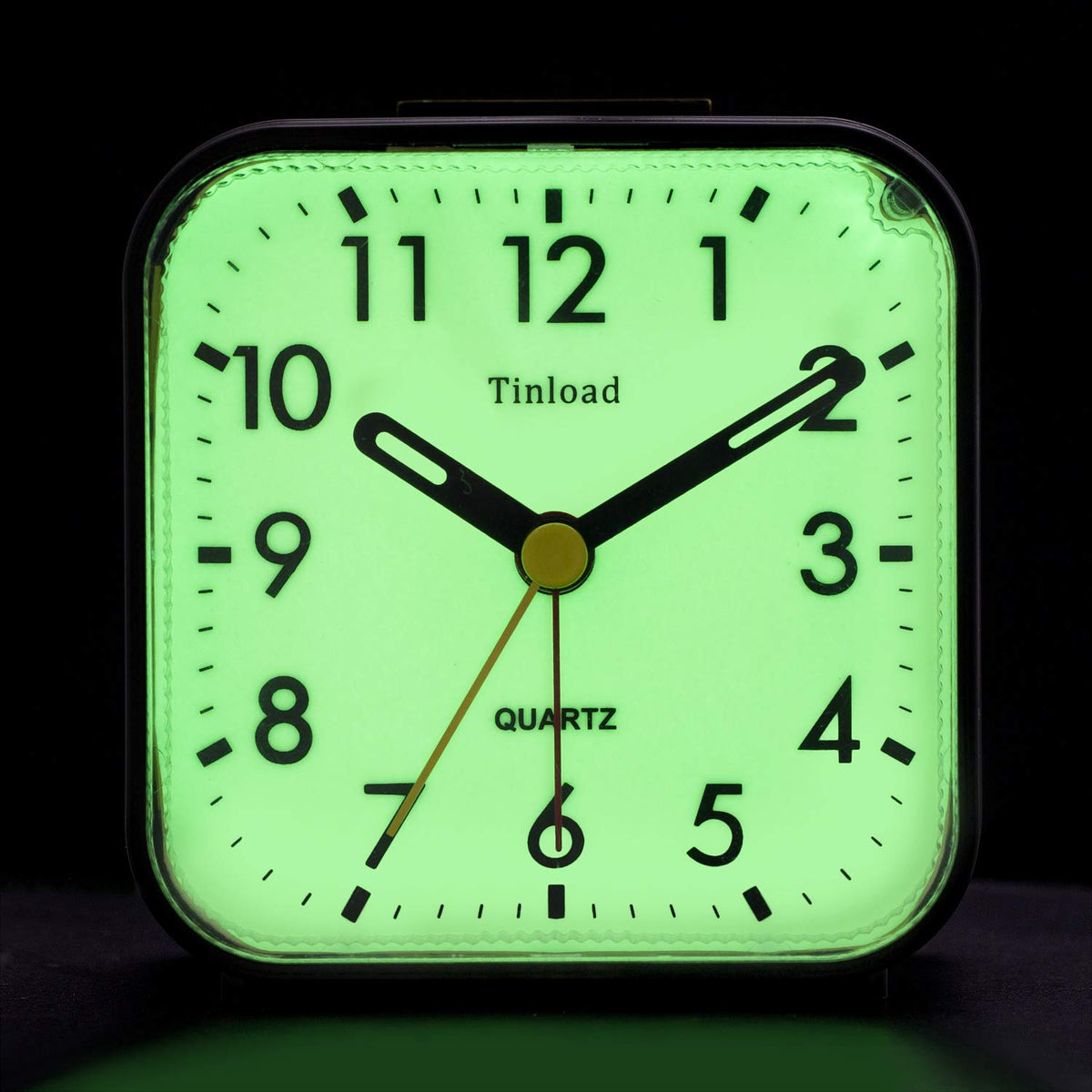 Tinload Small Battery Operated Analog Travel Alarm Clock Silent Non Ticking, Gentle Wake, Ascending Beep Sounds, Snooze,Lighted on Demand, Easy Set(Black)