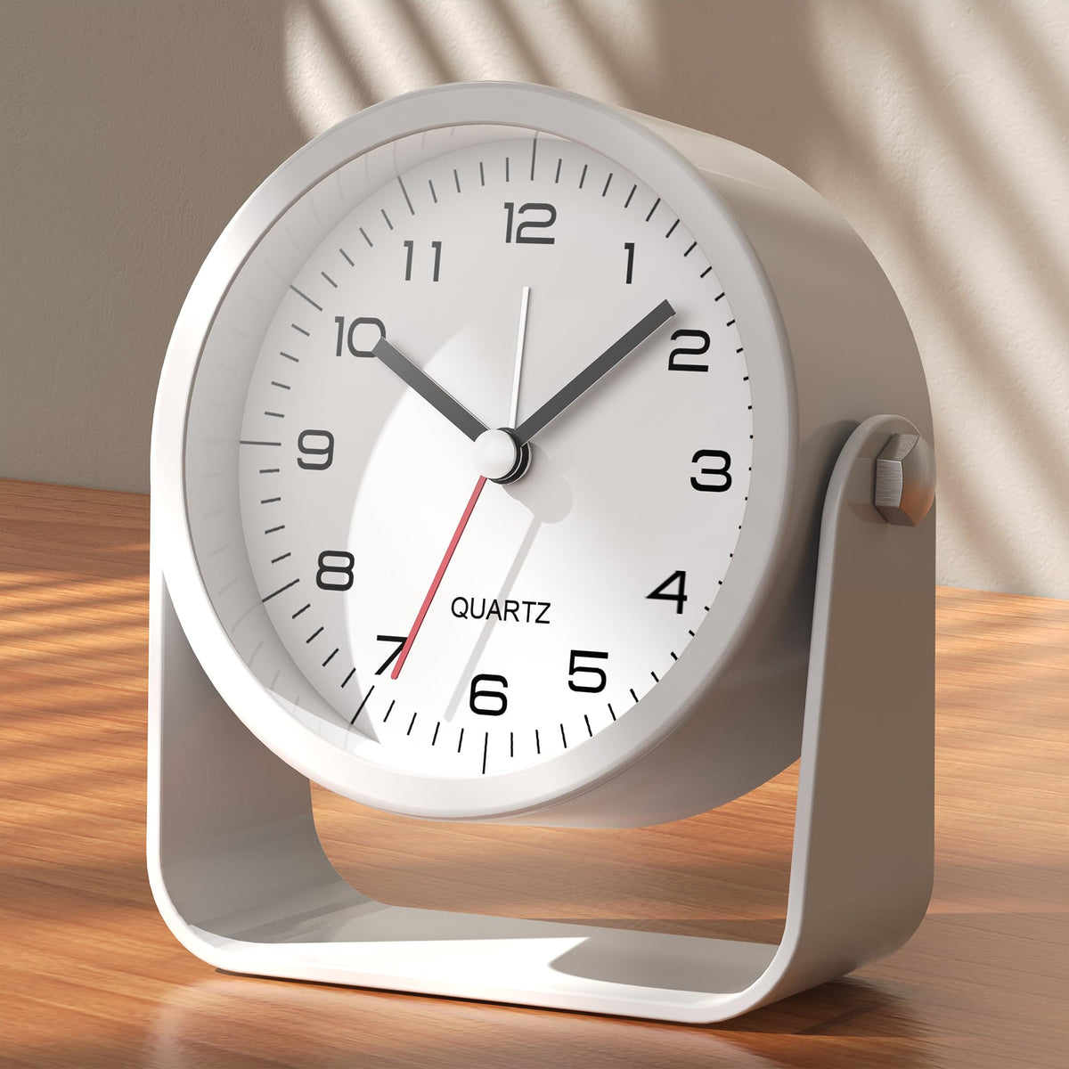 AYRELY® 3.5" Small Analog Travel Alarm Clock, Battery Operated Desk Clock